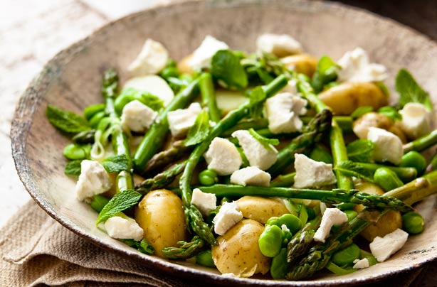 New potato and asparagus salad