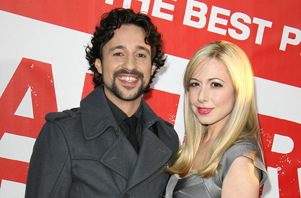 Thomas Ian Nicholas datingMCC matchmaking status