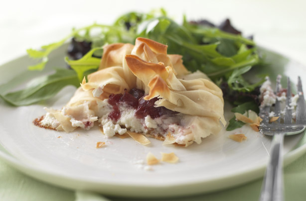 Goat's cheese and cranberry parcels