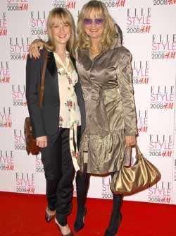 Carly Lawson and Twiggy
