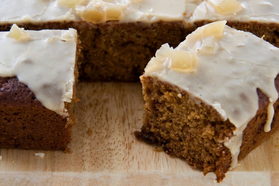 Gingerbread cubes