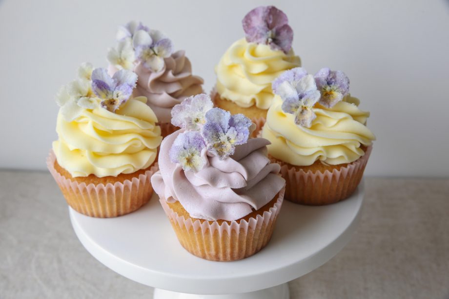 Violet cream cupcakes