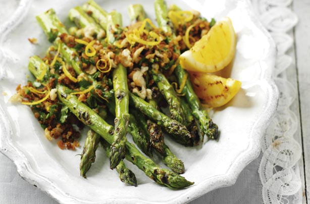 Asparagus with lemon crumbs
