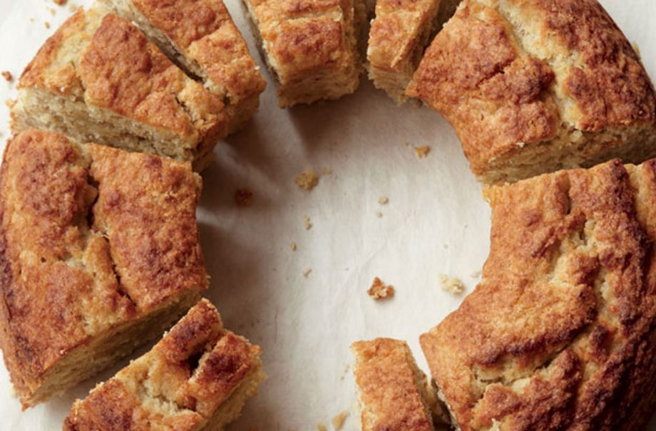 Gluten-free and sugar-free banana cake