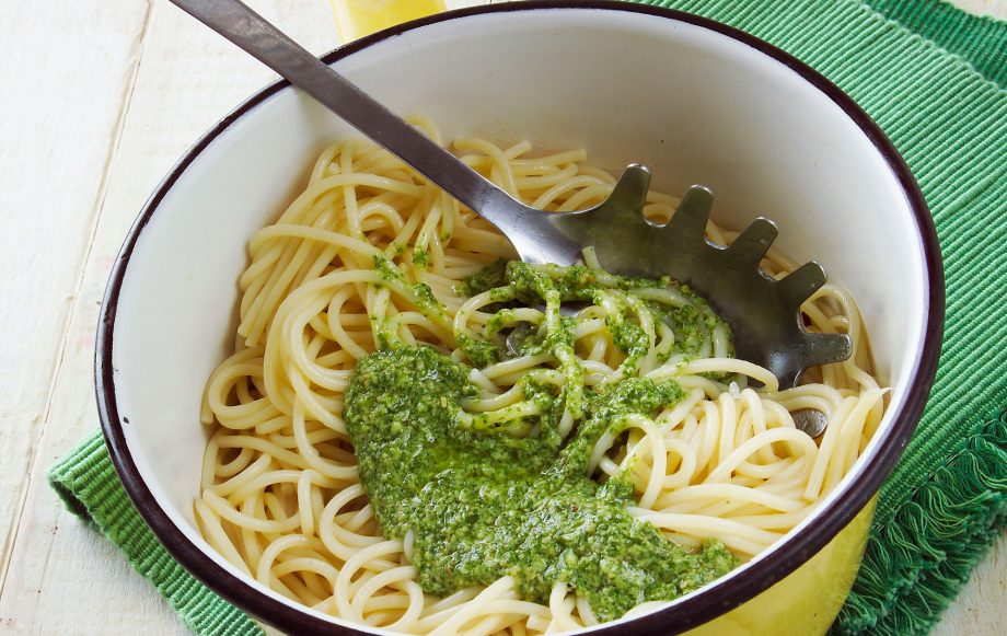 Rocket pesto spaghetti