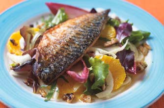 A refreshing leafy salad served with midly fried mackerel fillets. This recipe serves 4 and can be eaten hot or cold, as a starter or main.