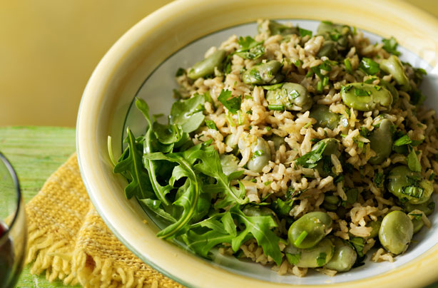 Broad bean and brown rice salad