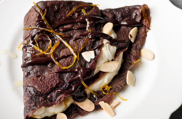 Gordon Ramsay's chocolate crepes