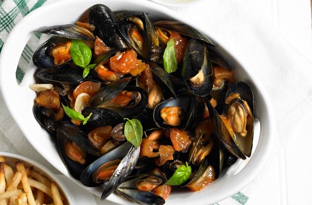 One-pot Italian-style mussels