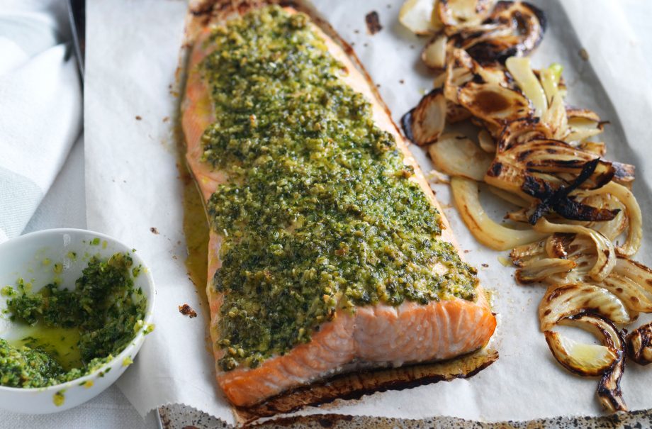 Salmon with parsley pesto