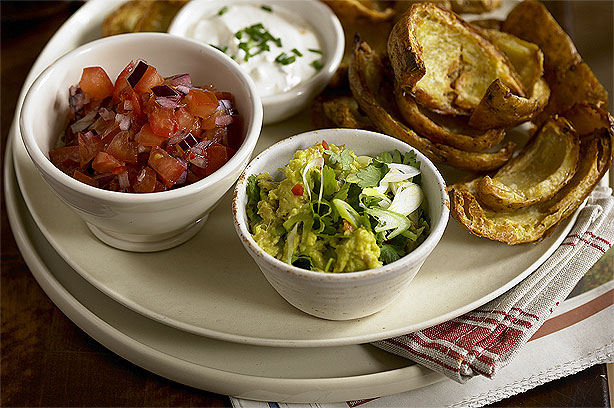 Starter - potato skins with dip
