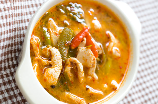 Chicken tom yum soup