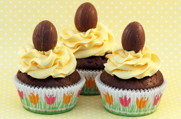 Creme egg cupcakes