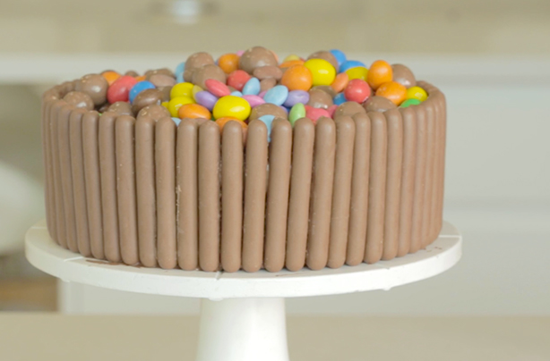 Chocolate fingers cake