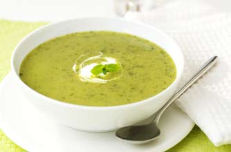 Creamy pea and watercress soup
