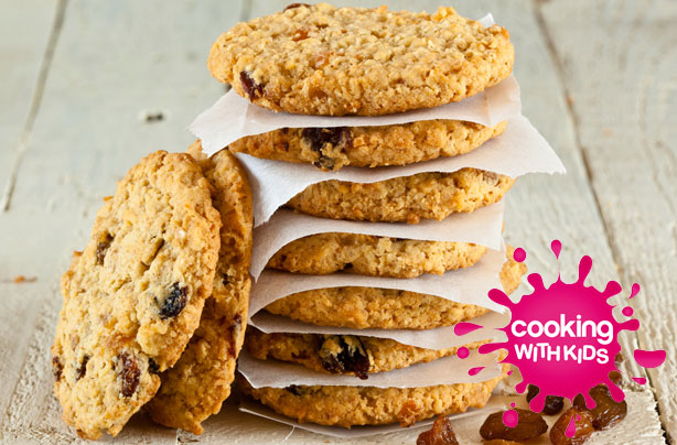 Make with kids: Oat raisin cookies