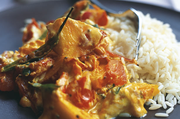 Mango yogurt curry