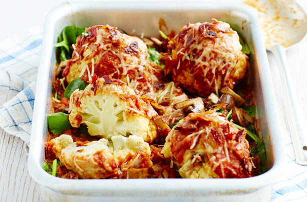 Mini roasted cauliflowers with tomato sauce