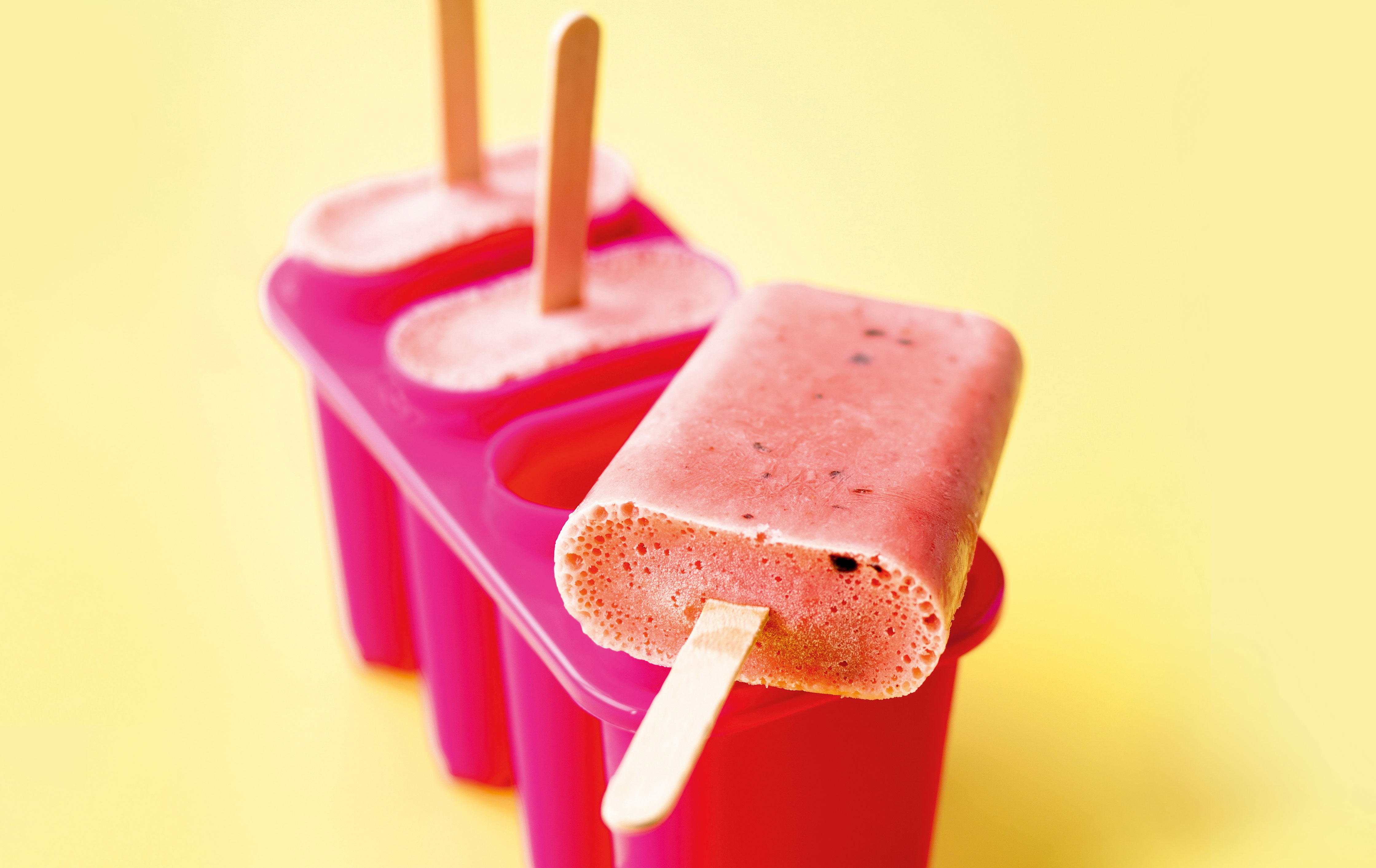 Strawberry yoghurt ice pops recipe GoodtoKnow