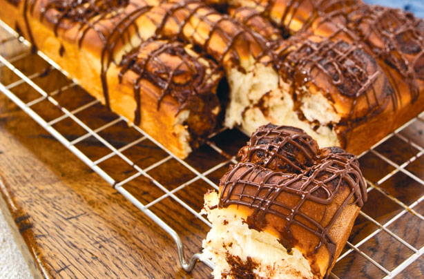 Chocolate Chelsea buns