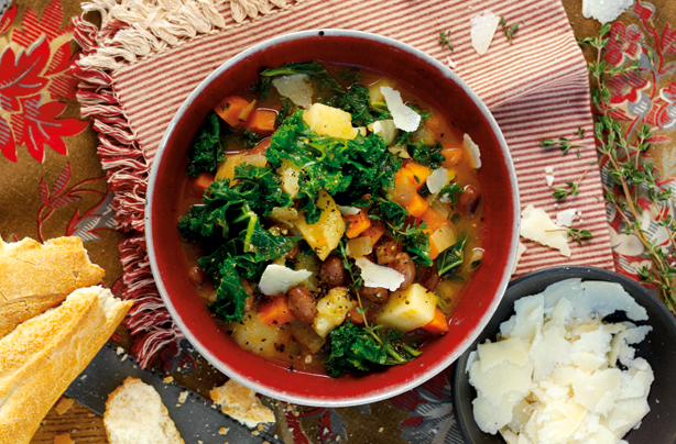 borlotti bean & kale soup