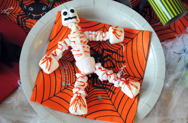 Halloween-recipes-marshmallow-zombie