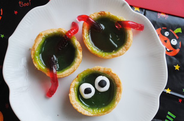Halloween-recipes-slimy-tarts