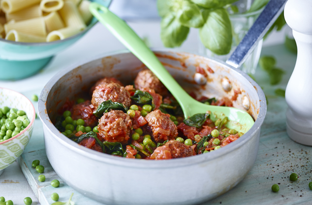 Body Coach Joe Wicks Lean in 15 recipes big juicy meatballs