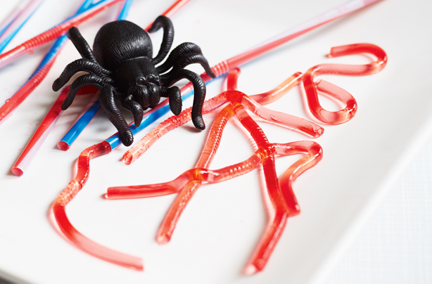 Halloween treats: Jelly worms
