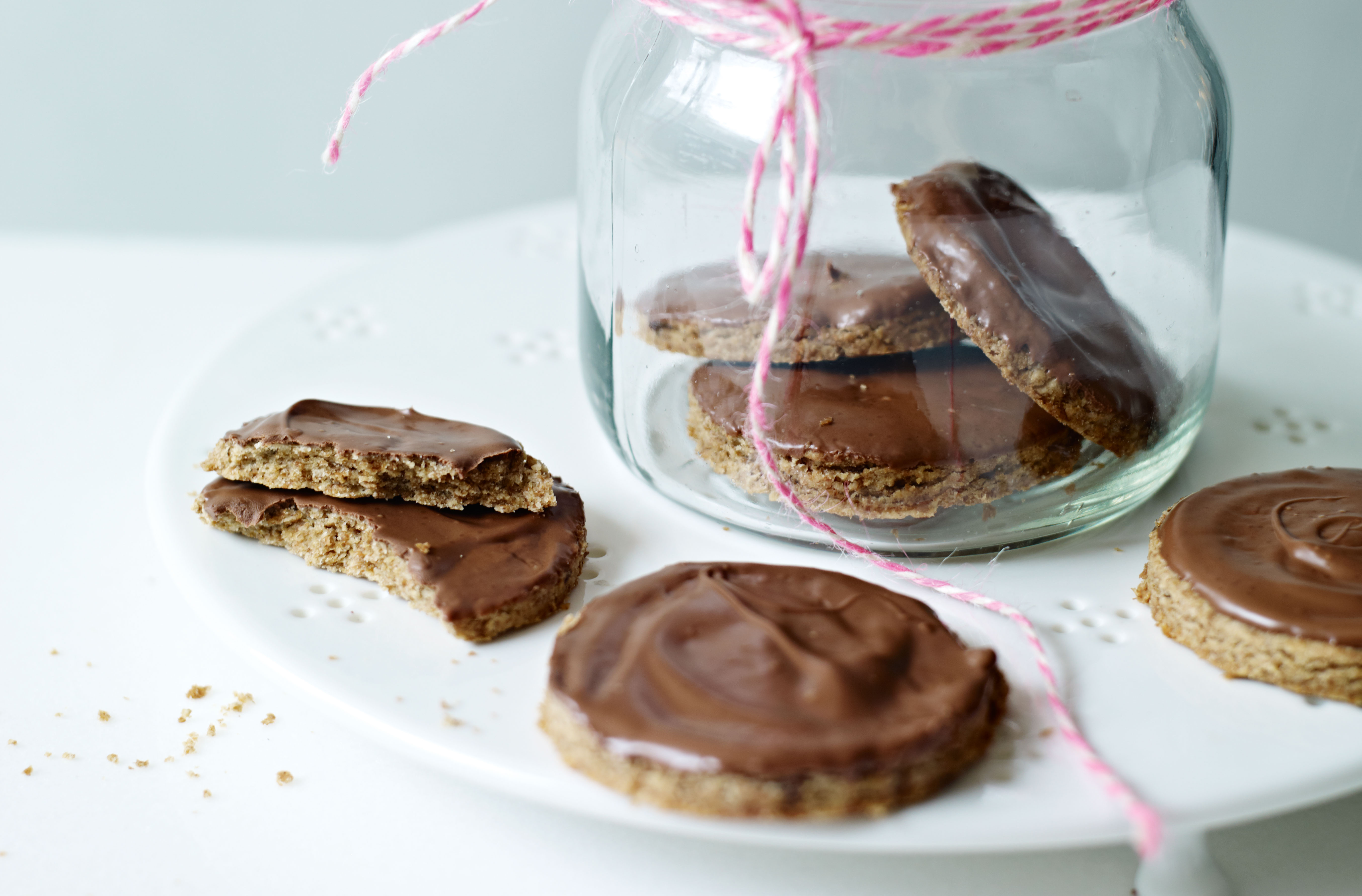 Homemade Chocolate Digestives Dessert Recipes GoodtoKnow