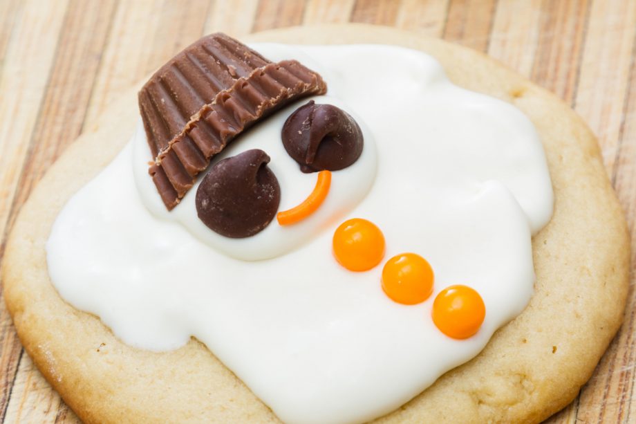 Melted snowman biscuits