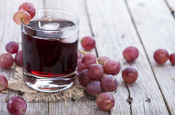 How to lose weight fast: a glass of red grape juice