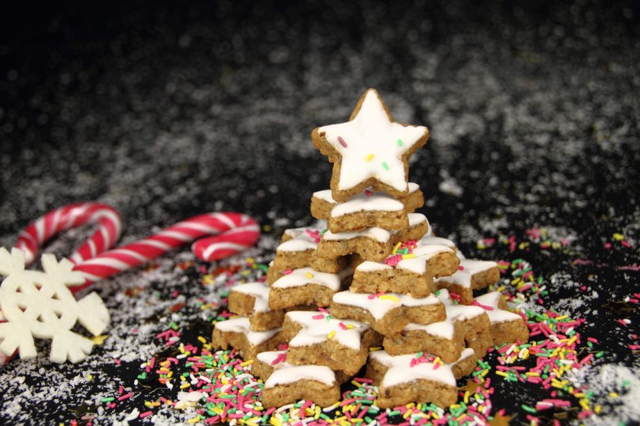 Iced gingerbread tree
