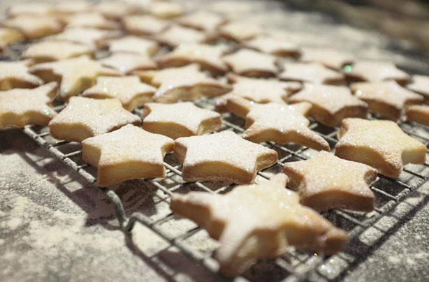 Christmas biscuits recipes: Shortbread star biscuits