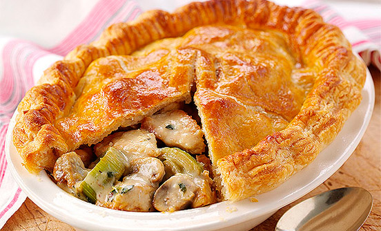 Turkey, leek and mushroom pie