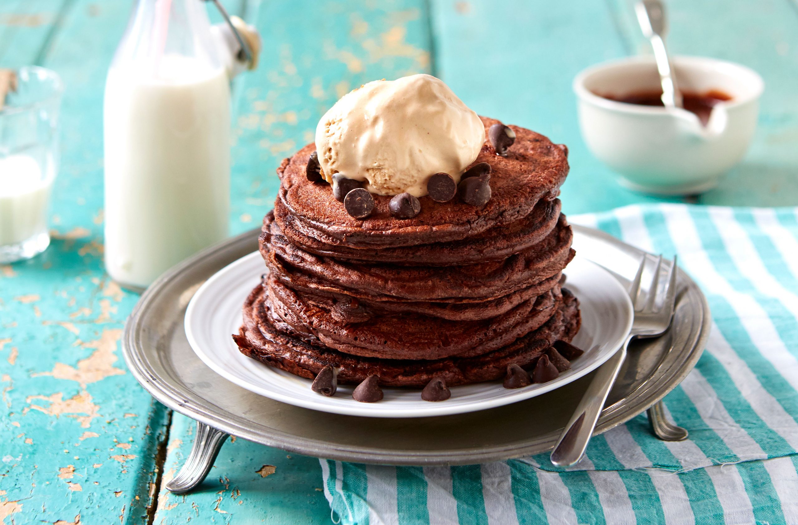 Double Chocolate Chip Pancakes American Recipes GoodtoKnow