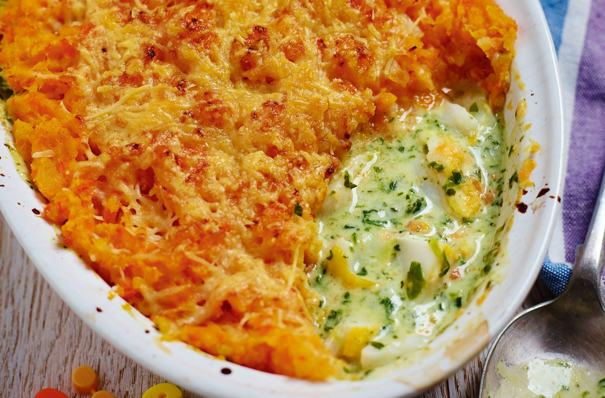 Cheesy smoked haddock pie