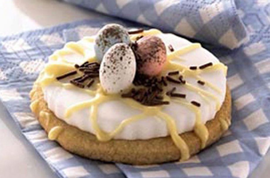 Iced Easter biscuits