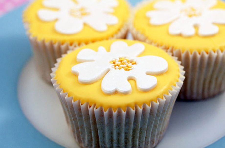 Lemon cupcakes