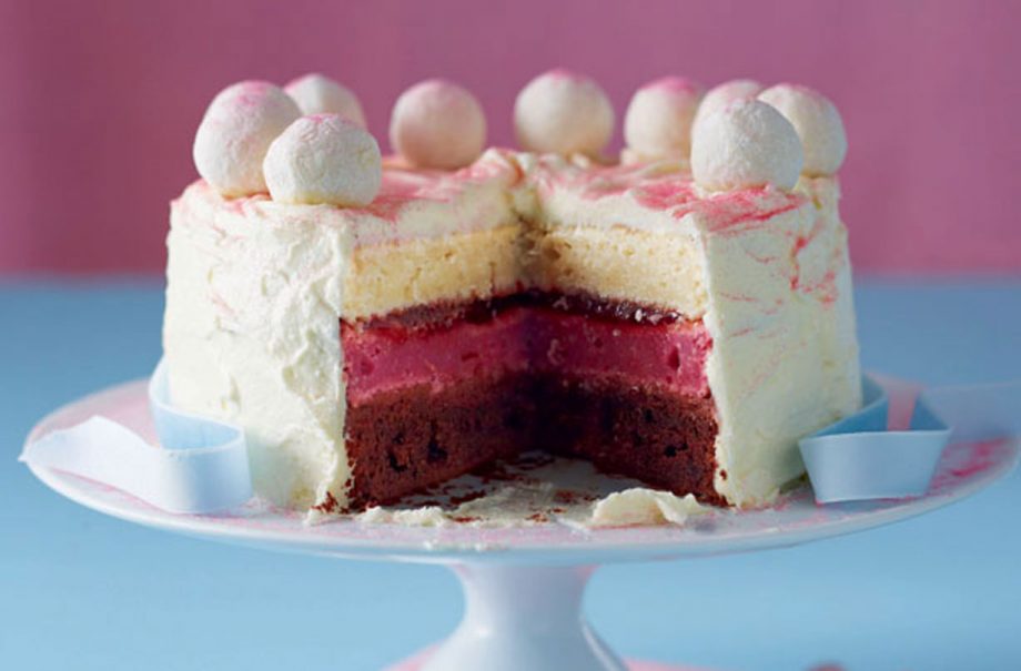 Triple layered Simnel cake