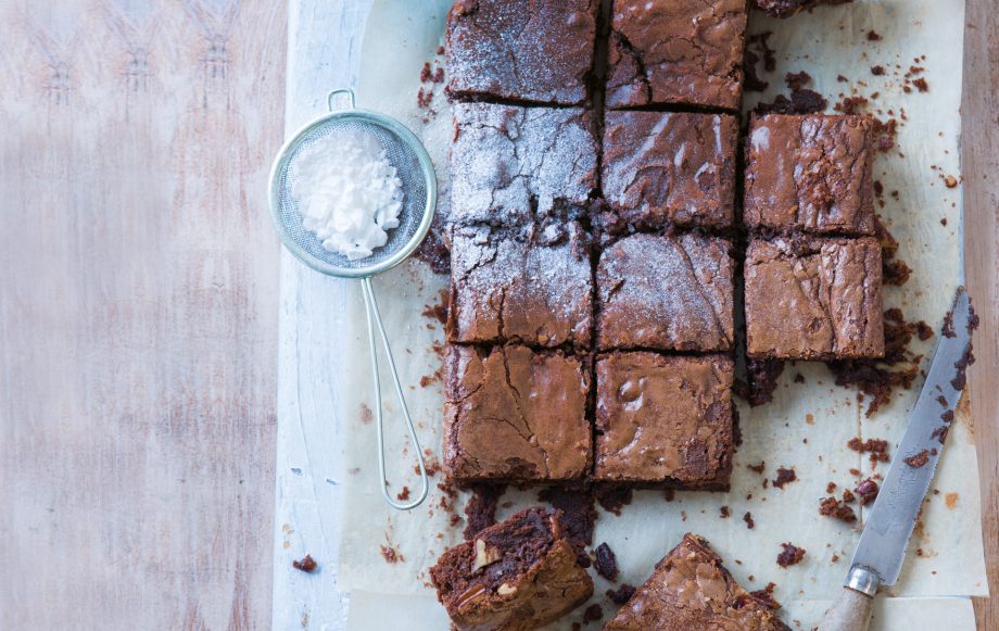 Bourbon biscuit brownies