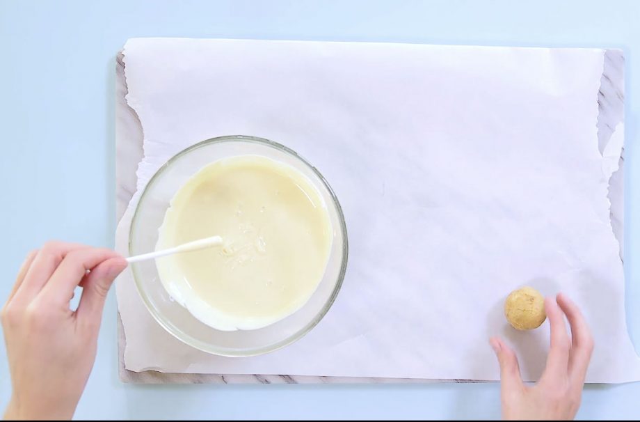 How to make cake pops