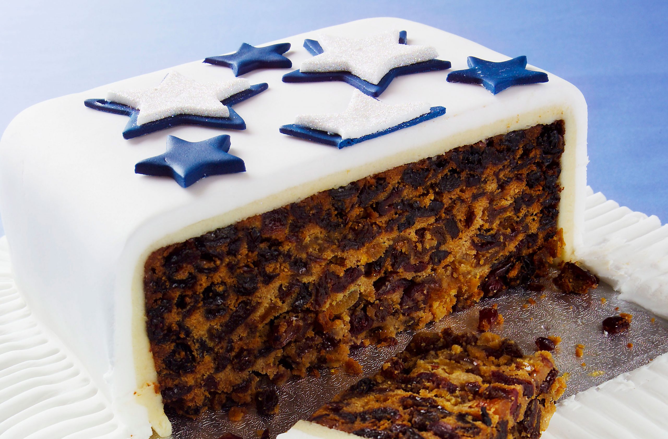 Star design Christmas cake