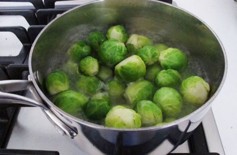 How to cook Brussels sprouts: Step 2