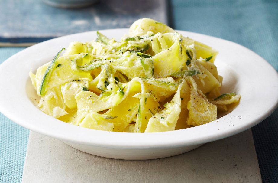 Courgette and lemon pasta