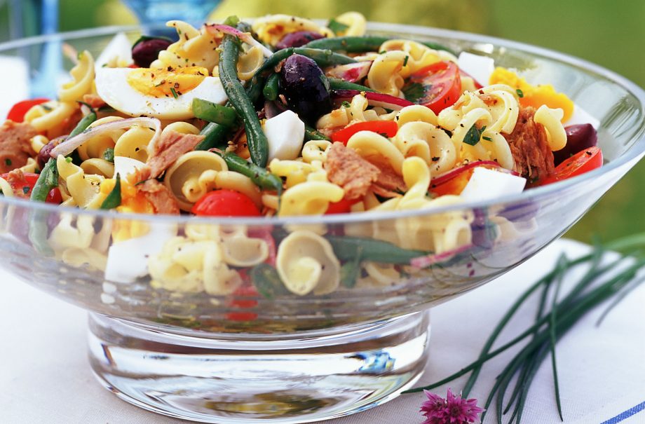 Quick pasta Nicoise
