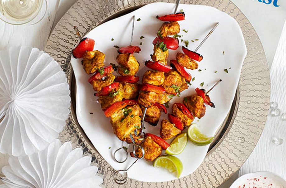 Slimming Worlds turkey tikka skewers