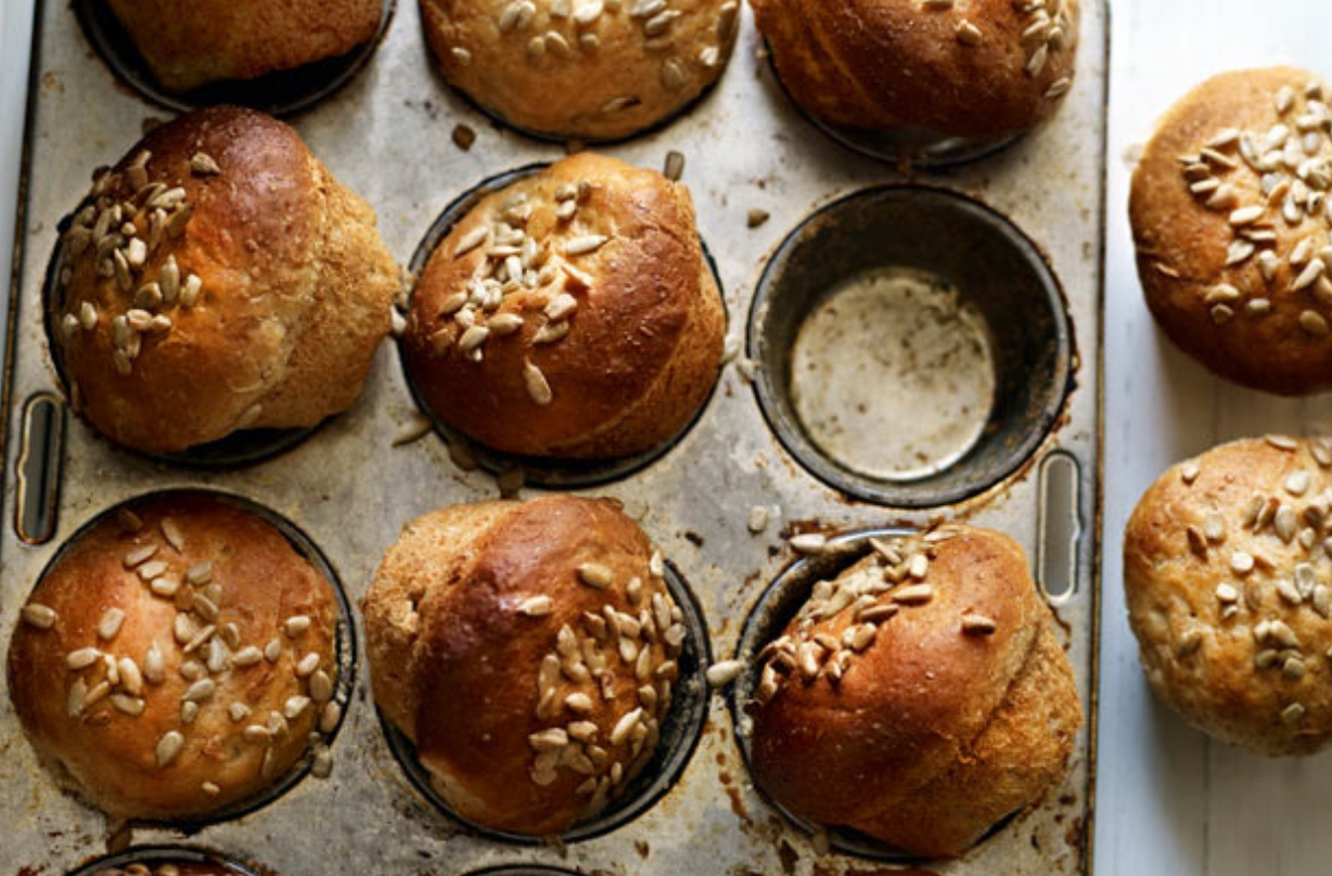 Christmas buffet ideas_homemade bread rolls
