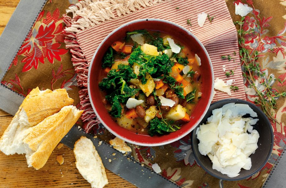 Borlotti bean and kale soup