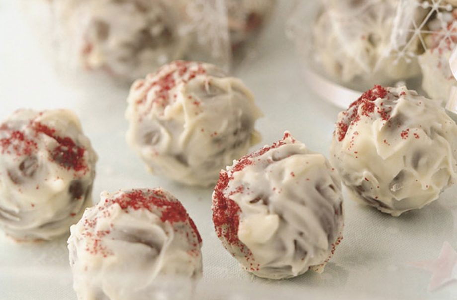 Chocolate truffle eyeballs